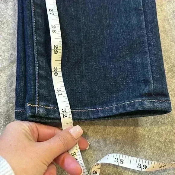 Fidelity by Jason Trotzuk, Scoop Denim in Viper Rinse. Size 30. - Picture 2 of 12